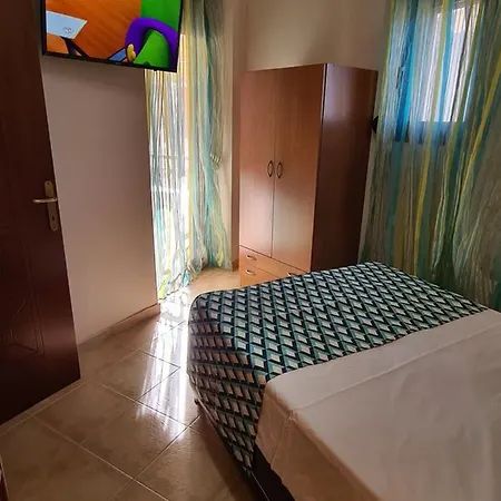 Andreadis Maisonette